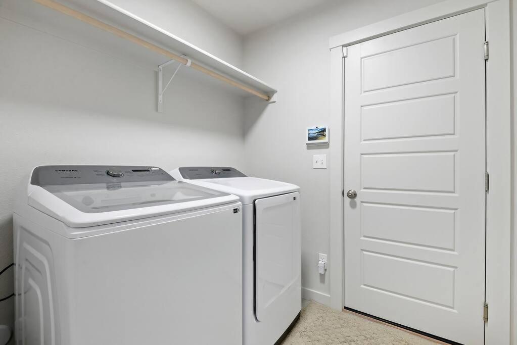 Beautiful Brand New Kuna Home! Εξωτερικό φωτογραφία