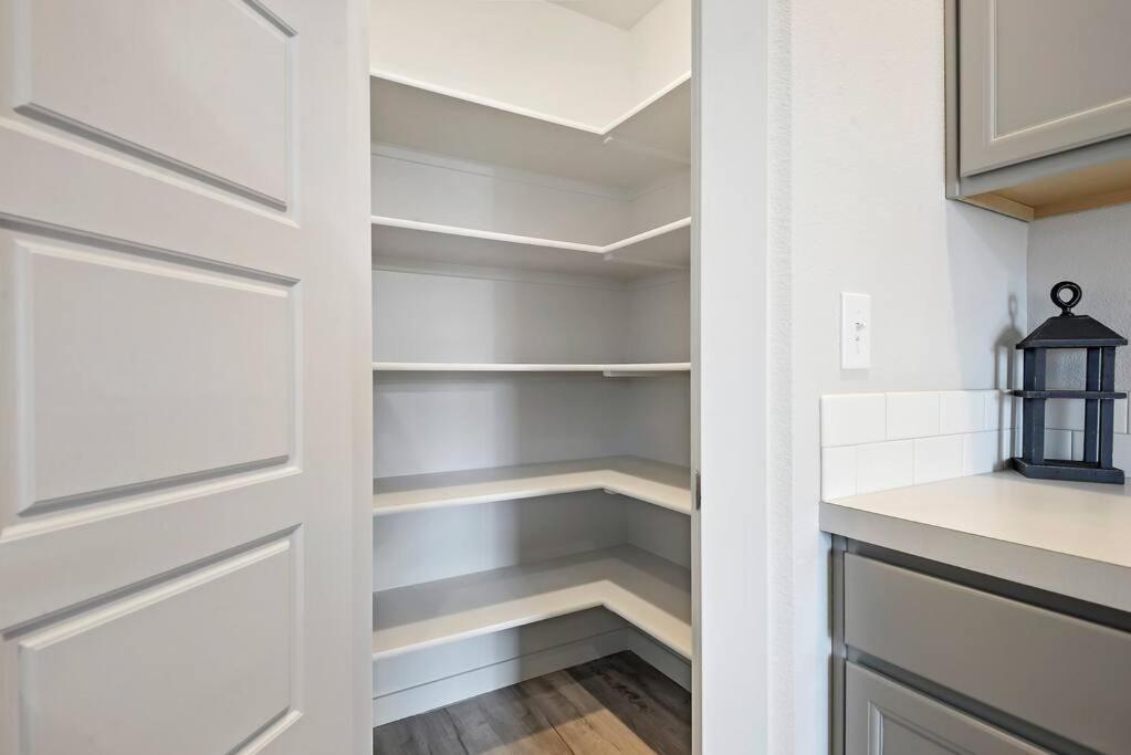 Beautiful Brand New Kuna Home! Εξωτερικό φωτογραφία